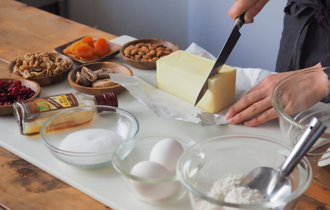 <span>パンお菓子作り｜材料編</span>ドライフルーツ・ナッツ・リキュールなど。</span>