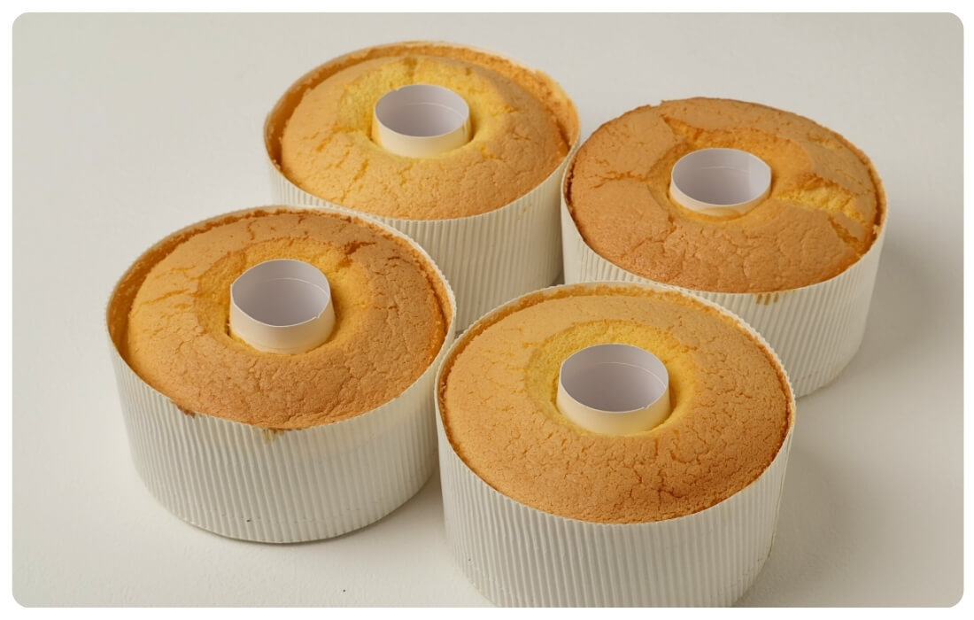 4種の米粉で焼いたシフォンケーキの写真