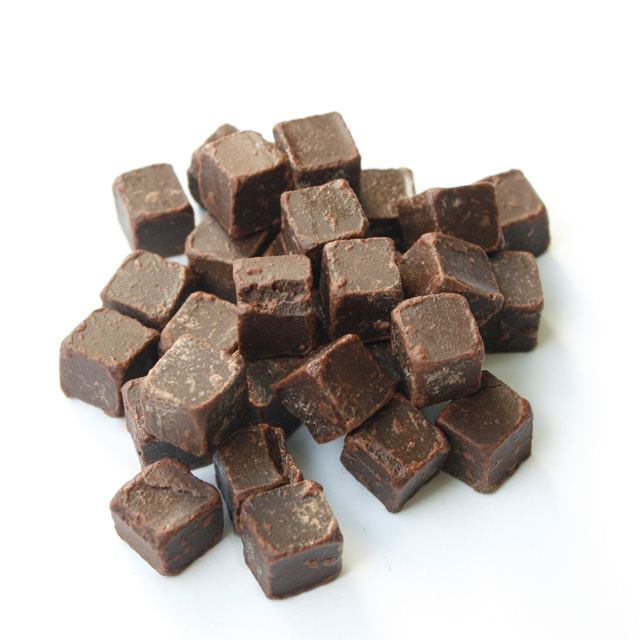 夏季冷蔵 不二製油 クーベルチュール ホワイト フレーク 1kg 業務用 チョコレート バレンタイン ホワイトデー 手作り お菓子作り 製菓 最大92OFFクーポン