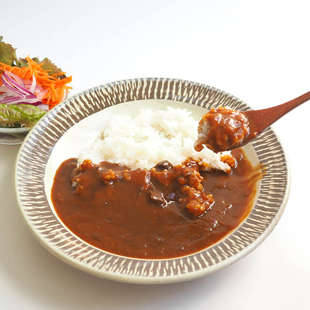 同梱可能 レトルトカレー お肉屋さんのビーフカレー 1人前220g キンリューフーズｘ３０食セット/卸 代金引換便不可品 同梱可能 レトルトカレー お肉屋さんのビーフカレー 1人前220g キンリュー