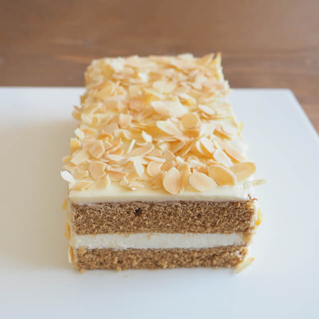 アーモンドコーヒーケーキ