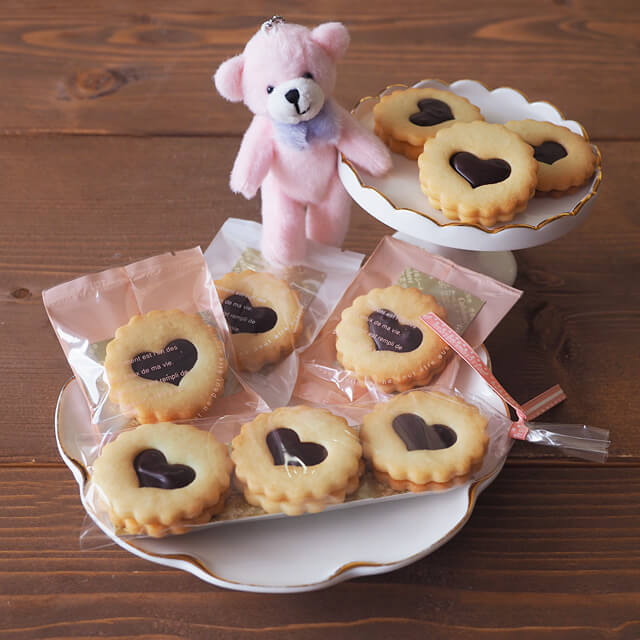 バレンタインレシピ_サンドクッキーの写真