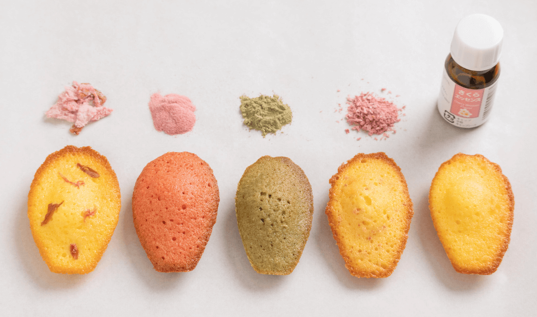 5種類の桜素材を使ったマドレーヌの写真